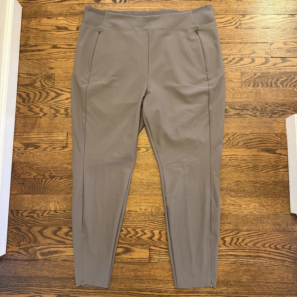 Athleta Trousers Women's Size 22 Stellar Tight Pants High Rise 27.5" Taupe - Picture 3 of 10